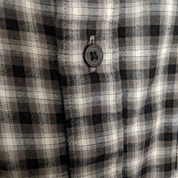 Apt. 9 Flannel - Picture 4 of 4